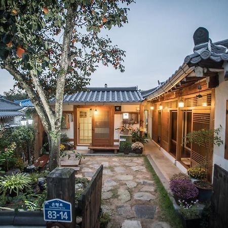 ג'אונג'ו Hanok Story Guesthouse מראה חיצוני תמונה