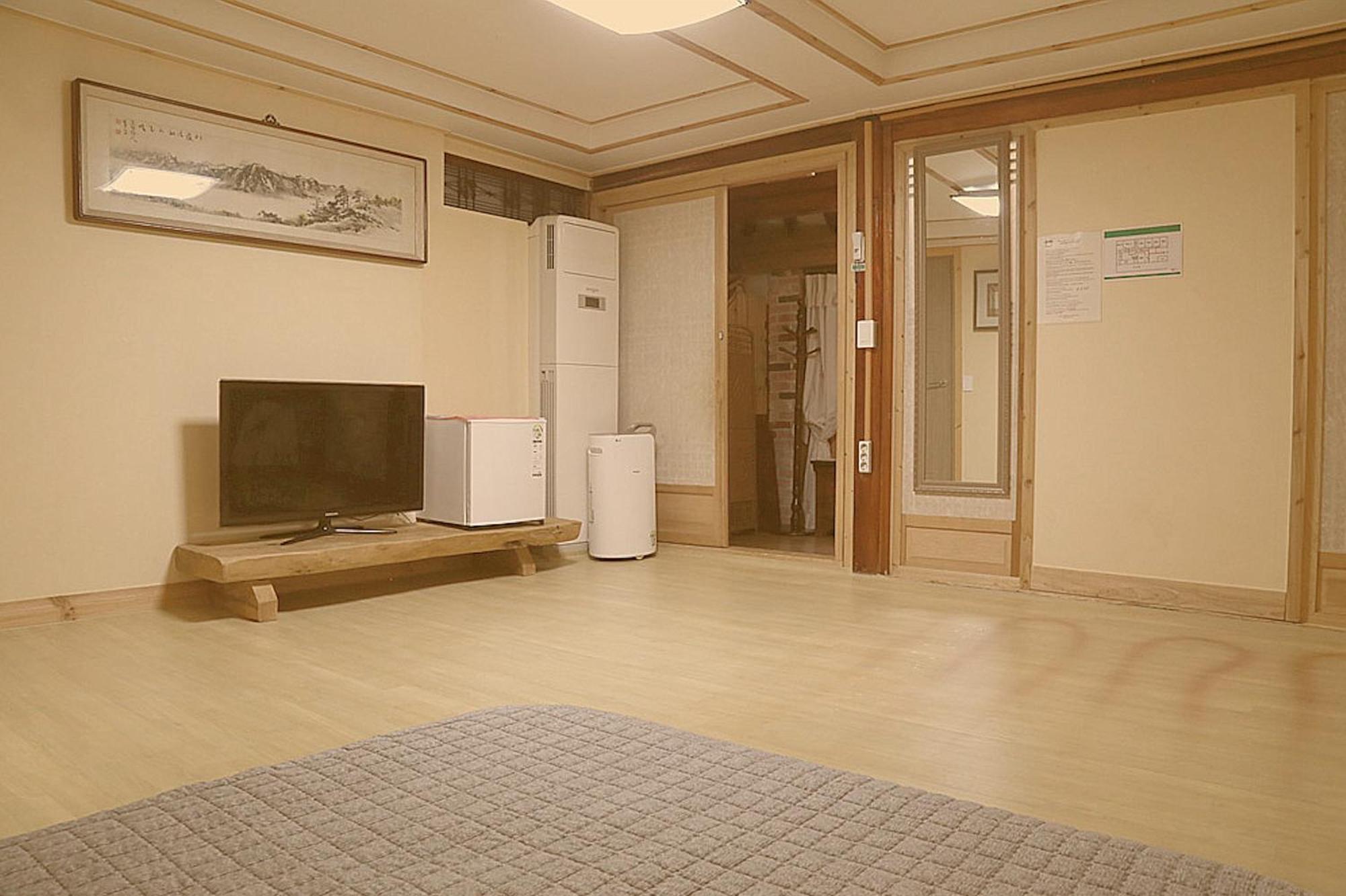 ג'אונג'ו Hanok Story Guesthouse מראה חיצוני תמונה