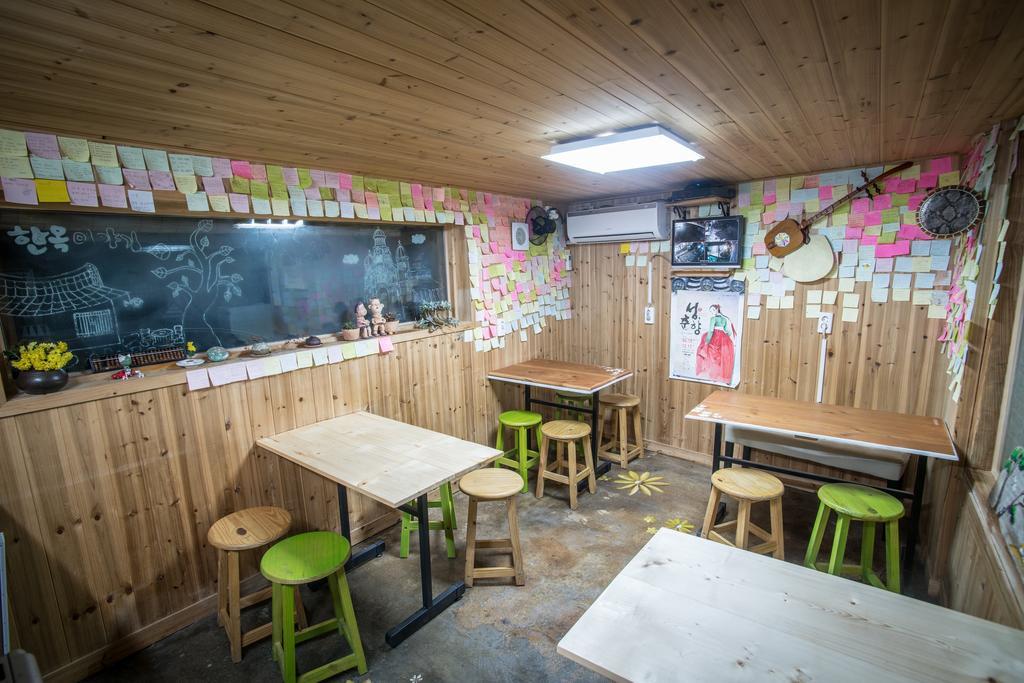 ג'אונג'ו Hanok Story Guesthouse מראה חיצוני תמונה