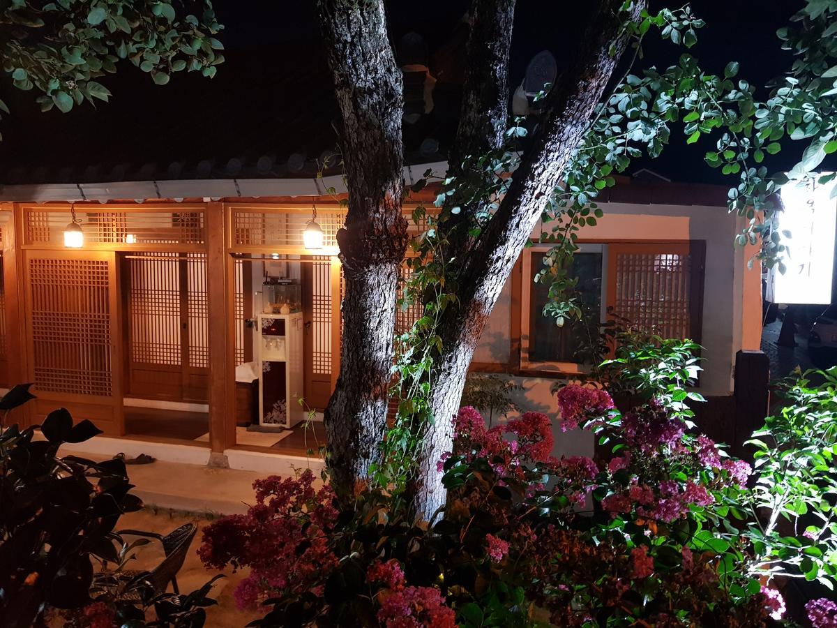 ג'אונג'ו Hanok Story Guesthouse מראה חיצוני תמונה