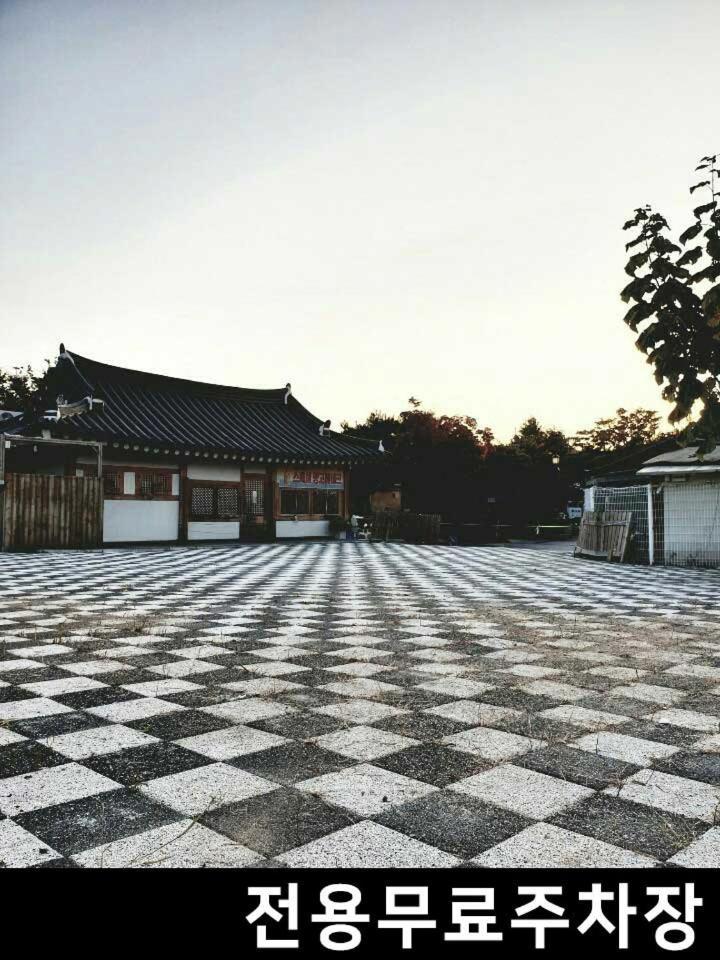ג'אונג'ו Hanok Story Guesthouse מראה חיצוני תמונה